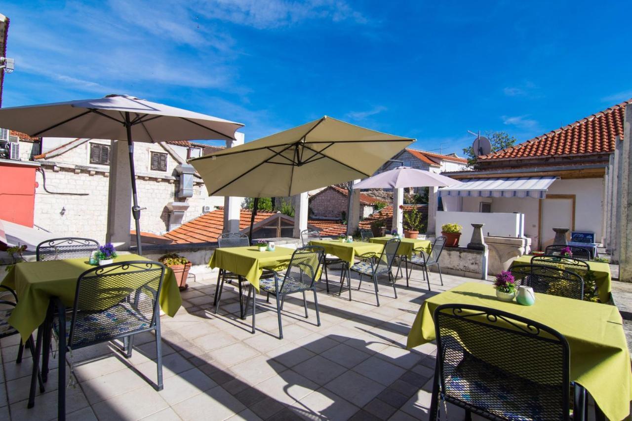 Vila Liza Panzió Trogir Kültér fotó
