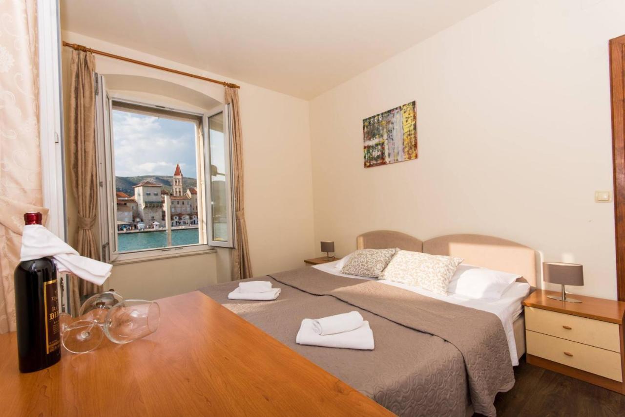Vila Liza Panzió Trogir Kültér fotó