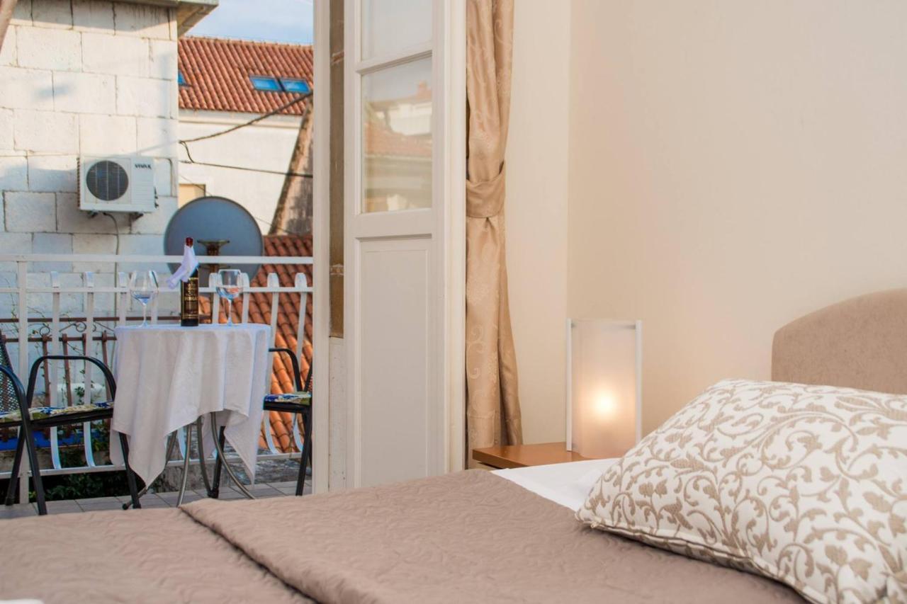 Vila Liza Panzió Trogir Kültér fotó