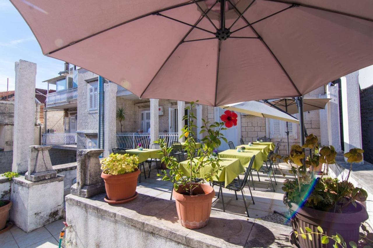 Vila Liza Panzió Trogir Kültér fotó