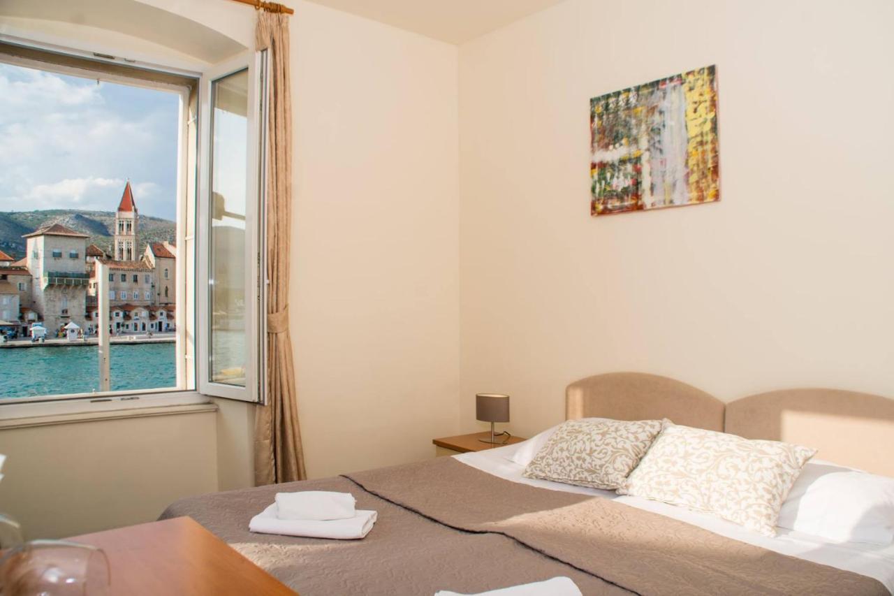Vila Liza Panzió Trogir Kültér fotó