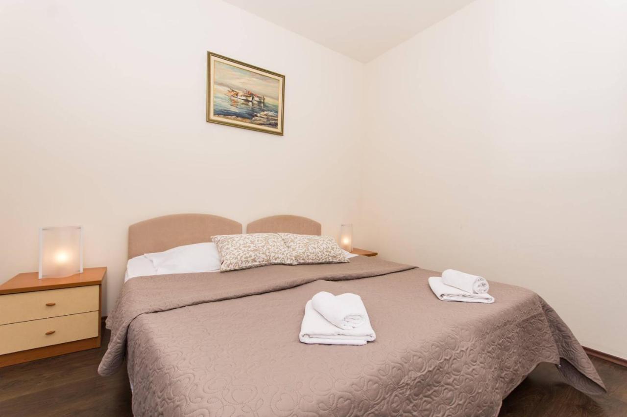 Vila Liza Panzió Trogir Kültér fotó