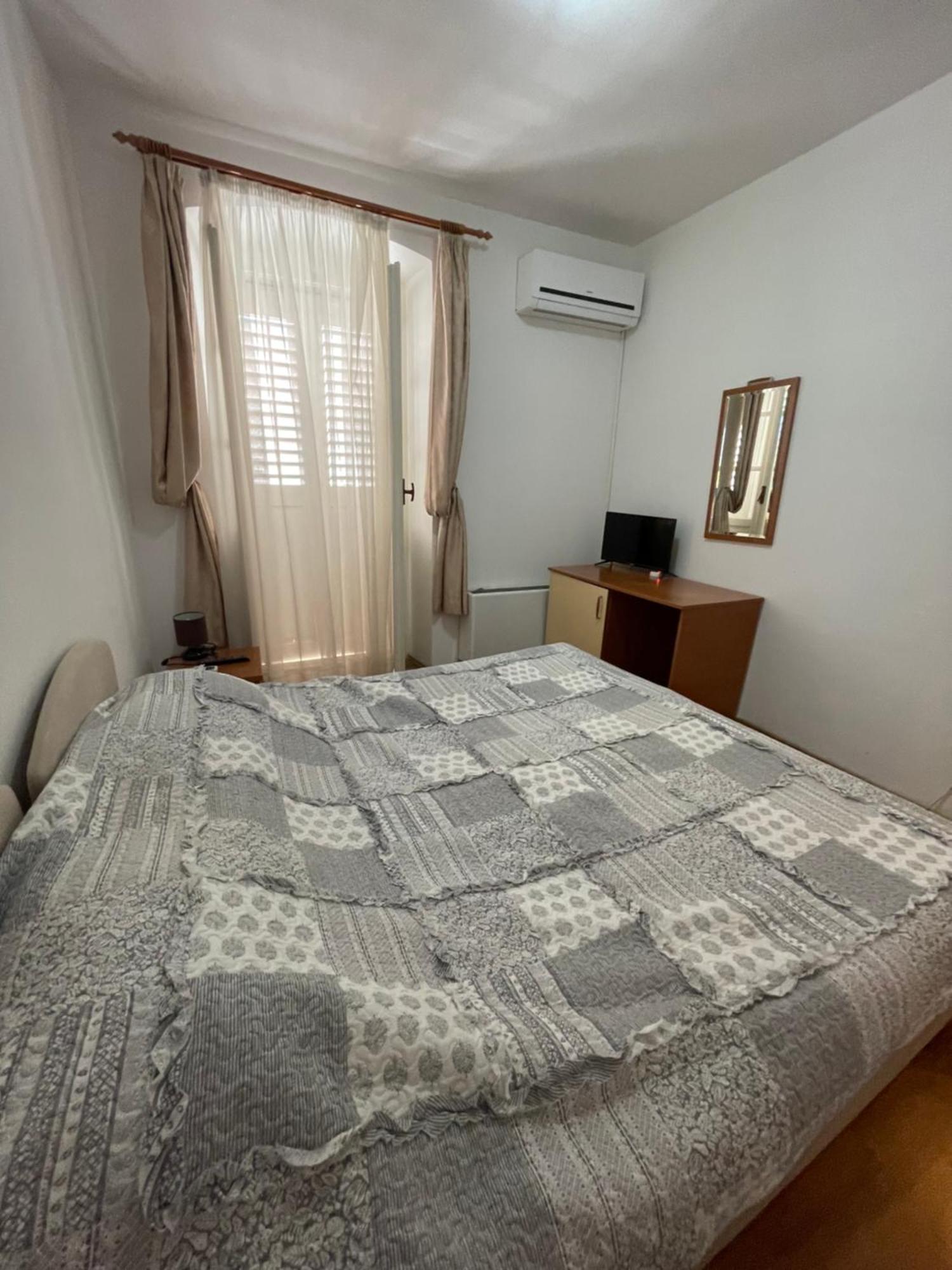Vila Liza Panzió Trogir Kültér fotó